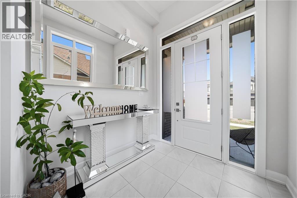 37 Riesling Street, Grimsby, Ontario  L3M 0L2 - Photo 3 - 40818681