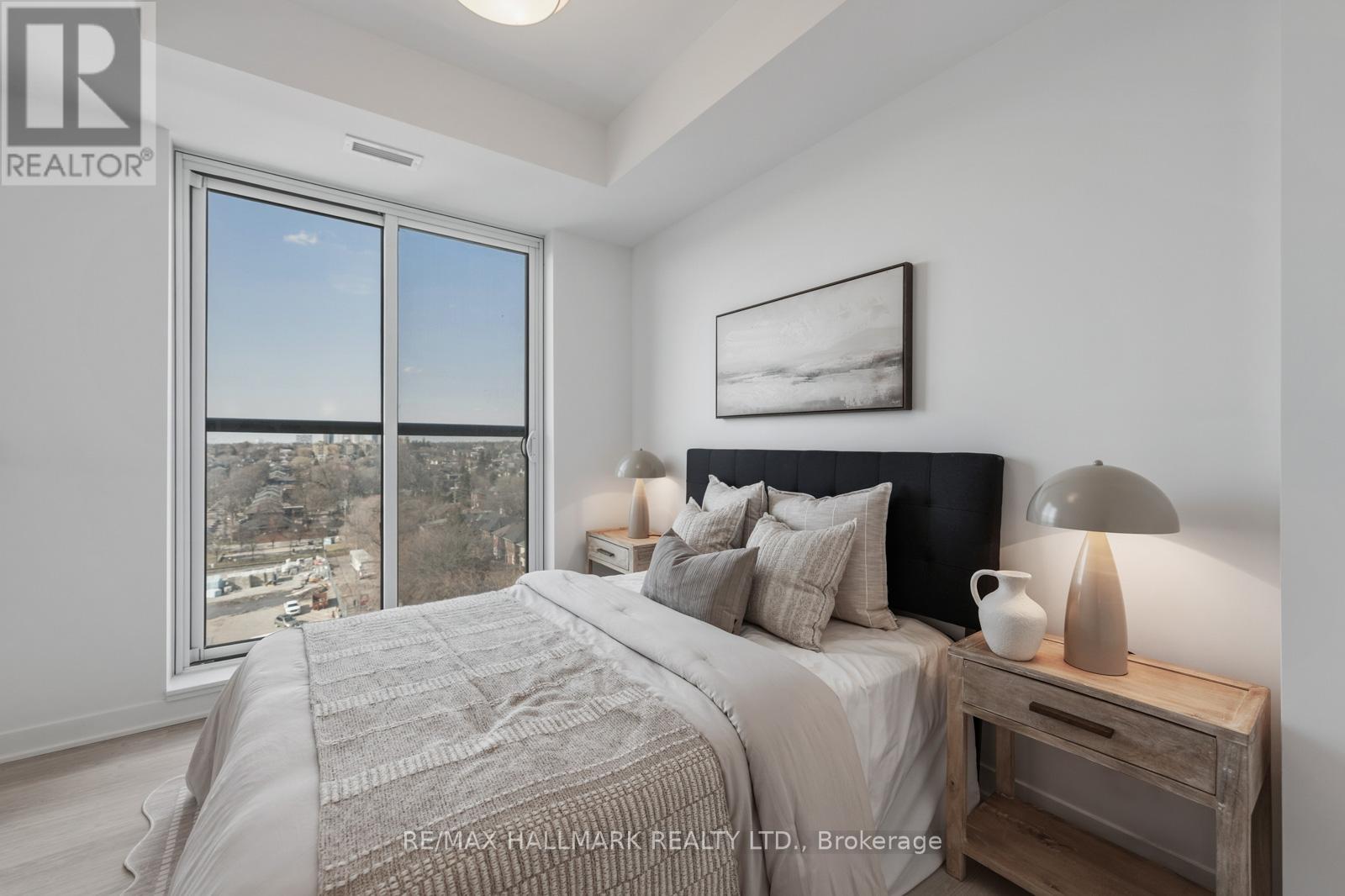 1001 - 185 Alberta Avenue, Toronto, Ontario  M6C 0A5 - Photo 15 - C12977926