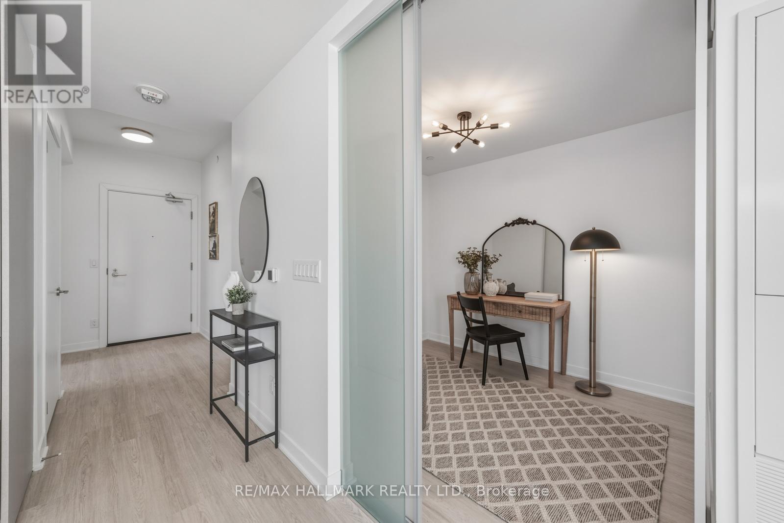 1001 - 185 Alberta Avenue, Toronto, Ontario  M6C 0A5 - Photo 17 - C12977926