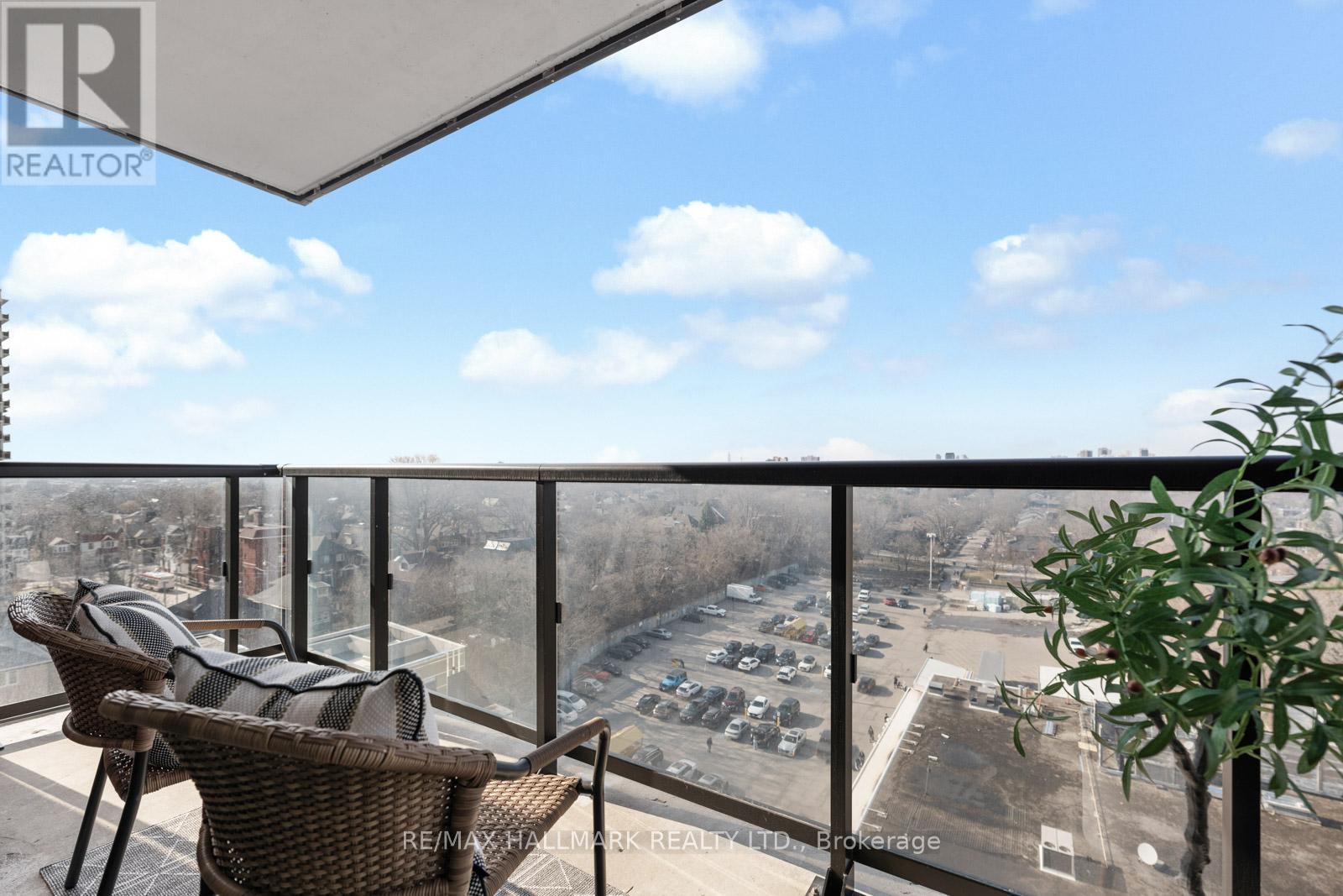 1001 - 185 Alberta Avenue, Toronto, Ontario  M6C 0A5 - Photo 20 - C12977926