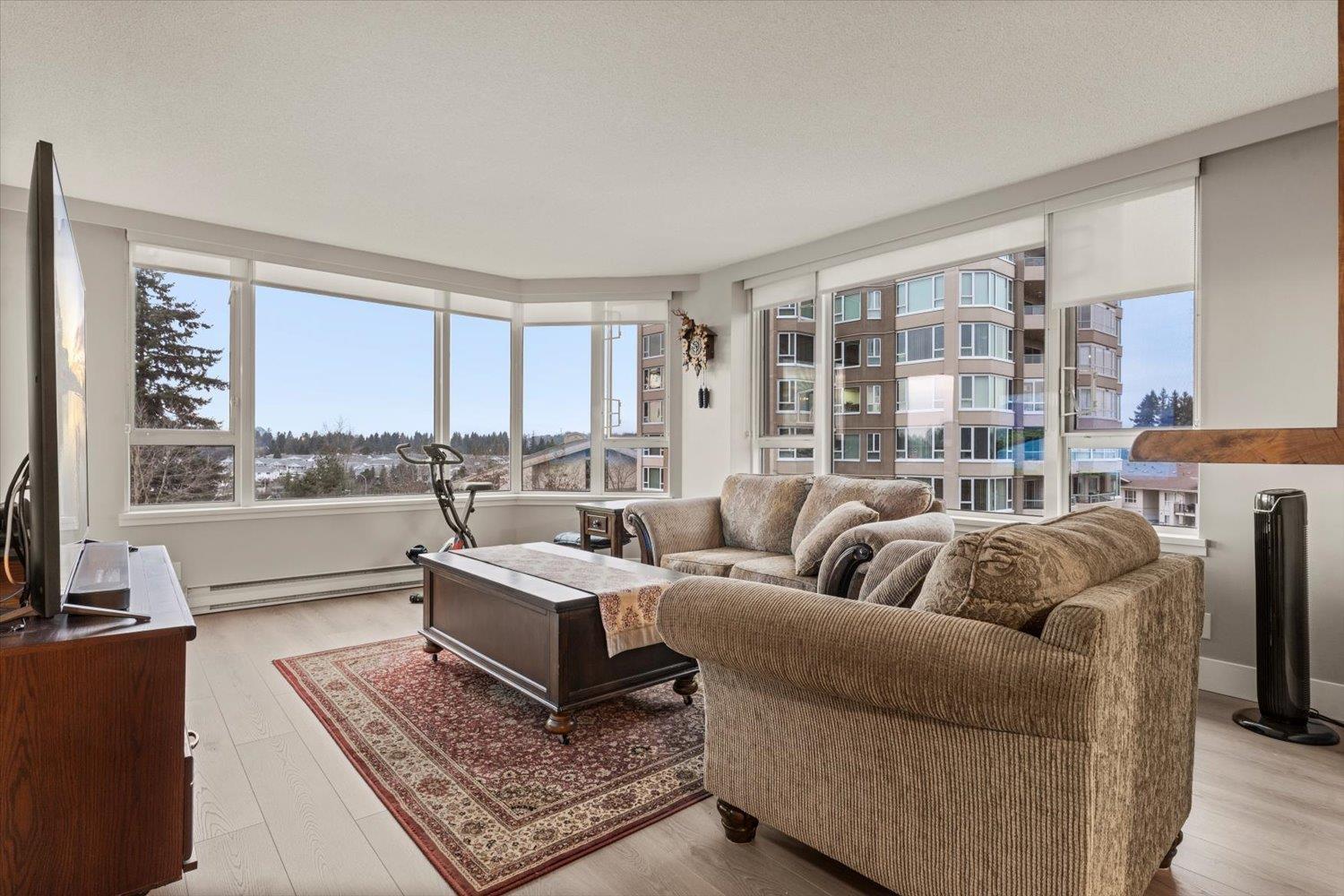 701 3170 Gladwin Road, Abbotsford, British Columbia  V2T 5T5 - Photo 4 - R3083675