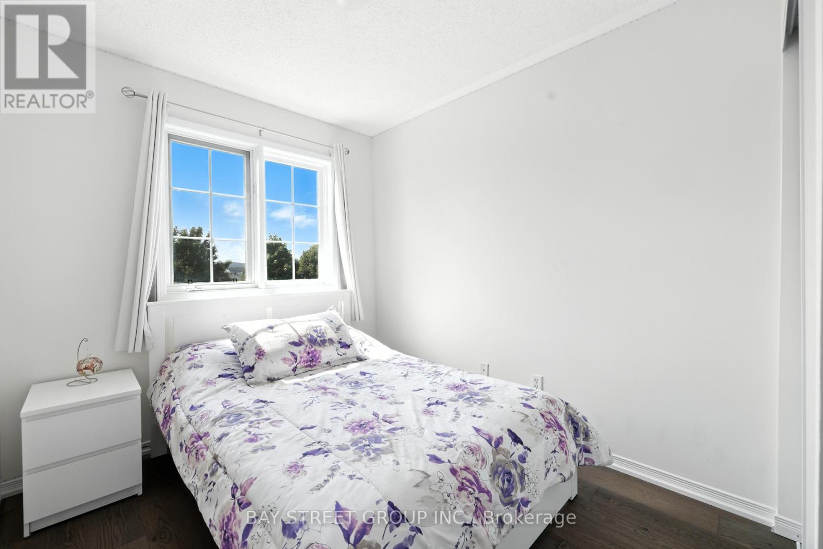 12 Stiles Avenue W, Aurora, Ontario  L4G 7N3 - Photo 11 - N12978302