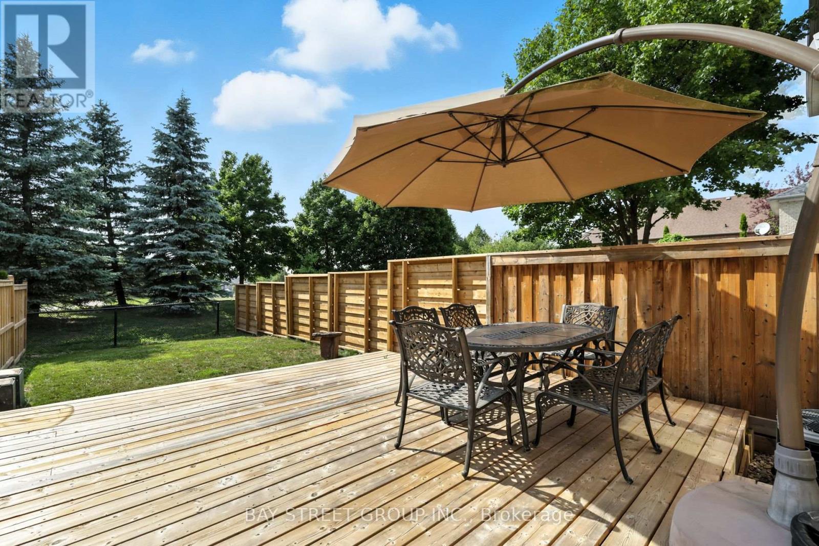 12 Stiles Avenue W, Aurora, Ontario  L4G 7N3 - Photo 16 - N12978302