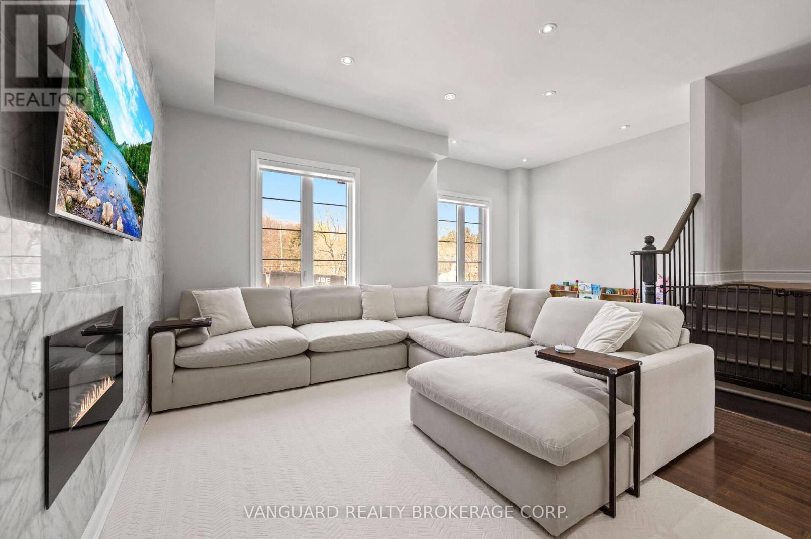 8331 Islington Avenue, Vaughan, Ontario  L4L 1X1 - Photo 26 - N12978314