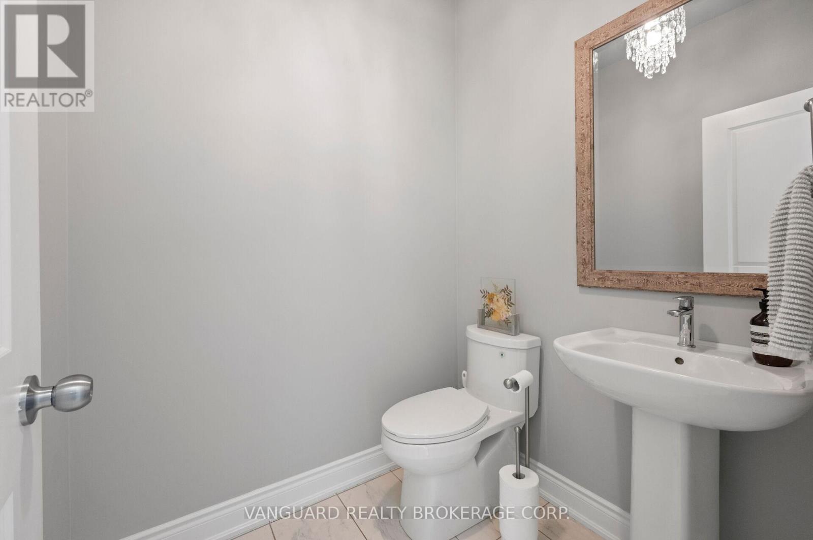 8331 Islington Avenue, Vaughan, Ontario  L4L 1X1 - Photo 28 - N12978314