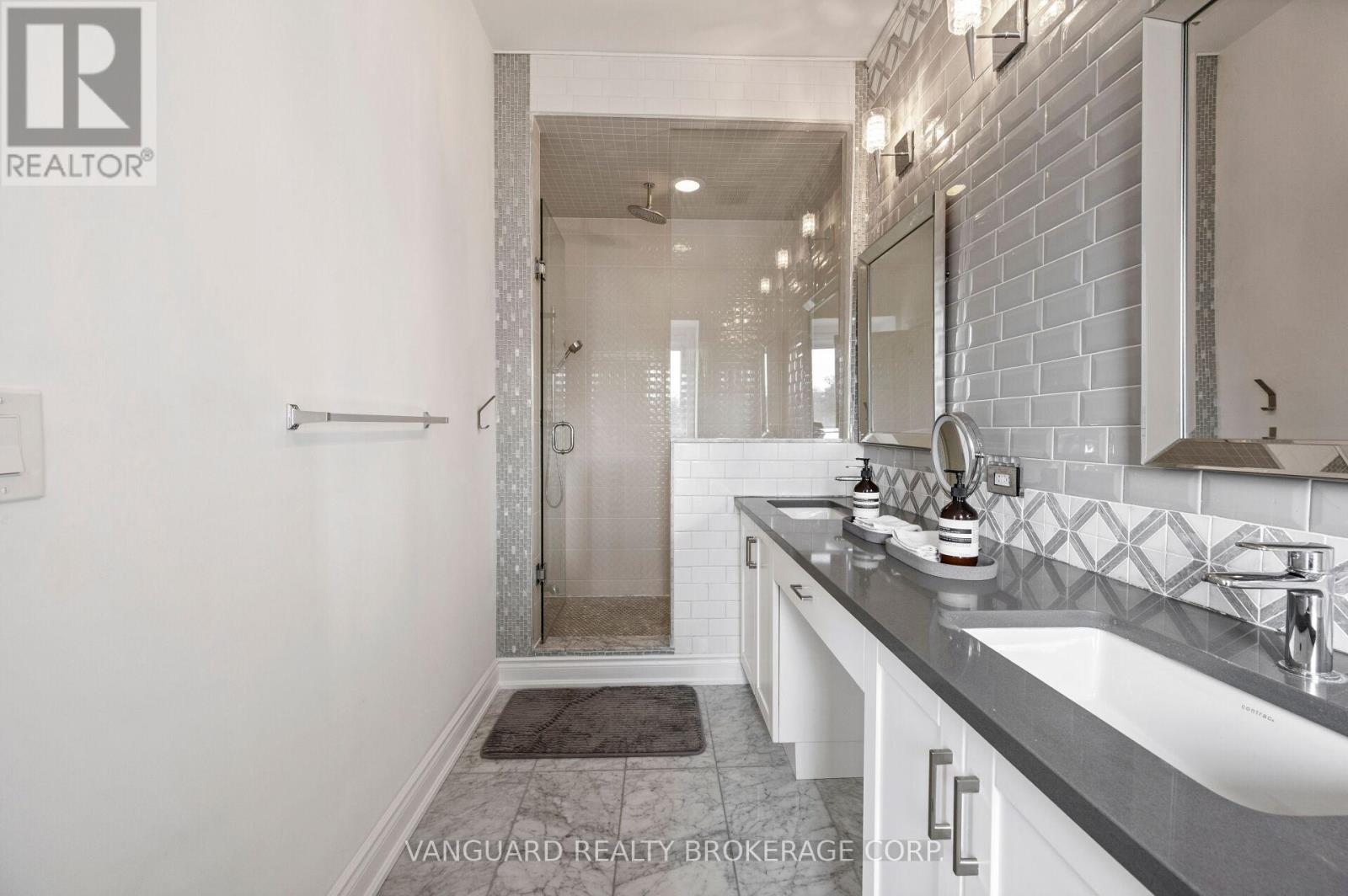 8331 Islington Avenue, Vaughan, Ontario  L4L 1X1 - Photo 34 - N12978314