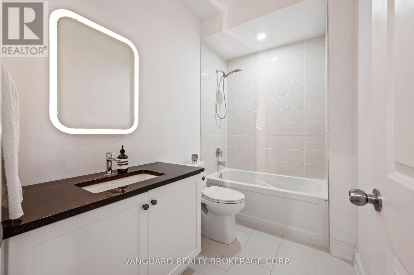 8331 Islington Avenue, Vaughan, Ontario  L4L 1X1 - Photo 40 - N12978314