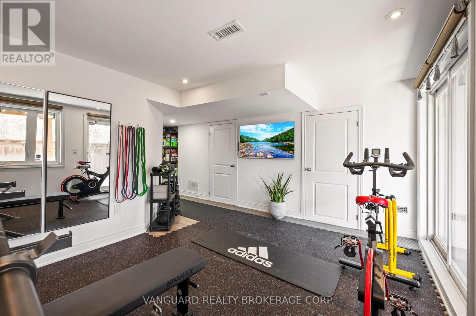 8331 Islington Avenue, Vaughan, Ontario  L4L 1X1 - Photo 43 - N12978314