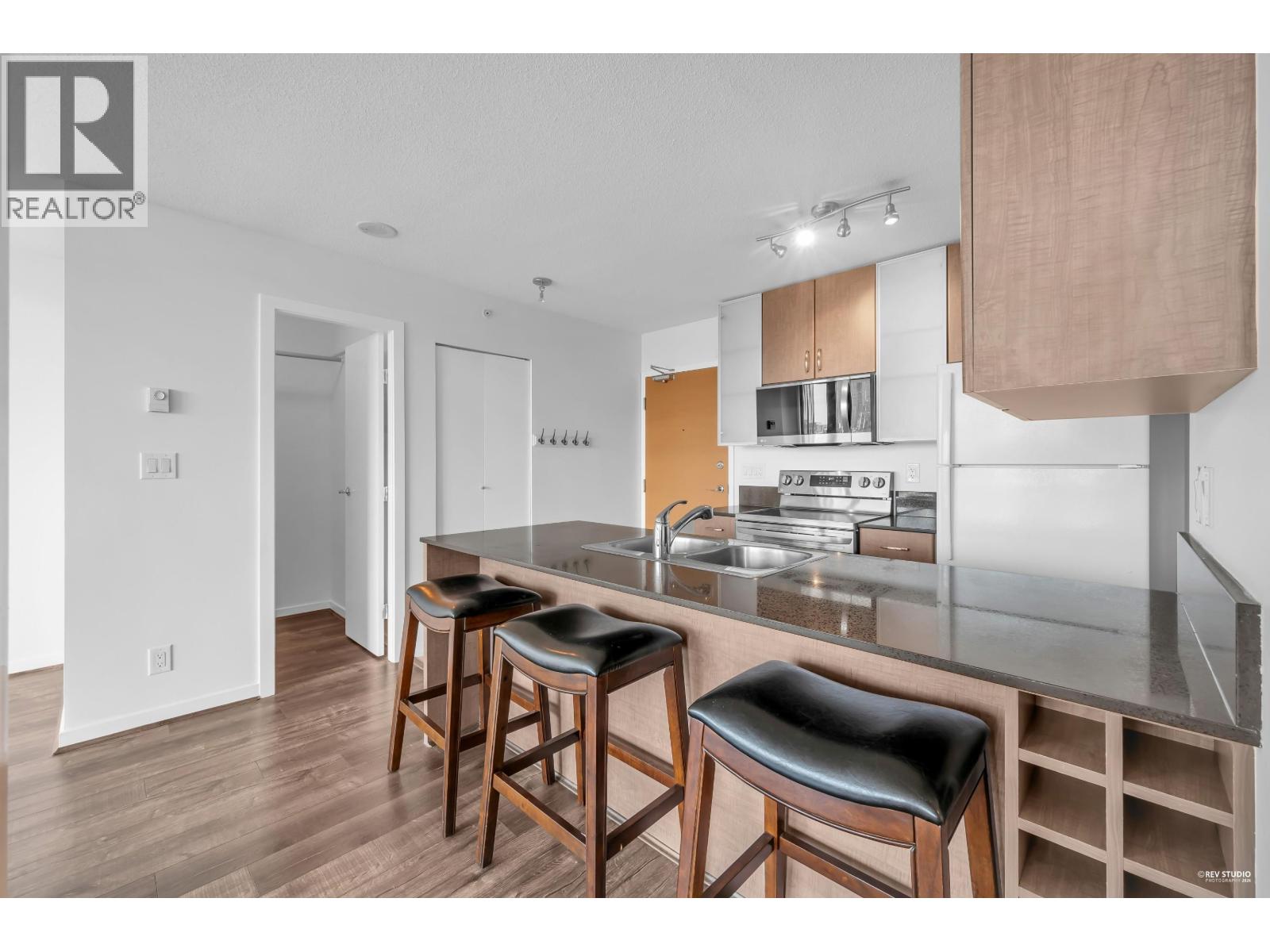 2608 977 Mainland Street, Vancouver, British Columbia  V6B 1T2 - Photo 9 - R3108867