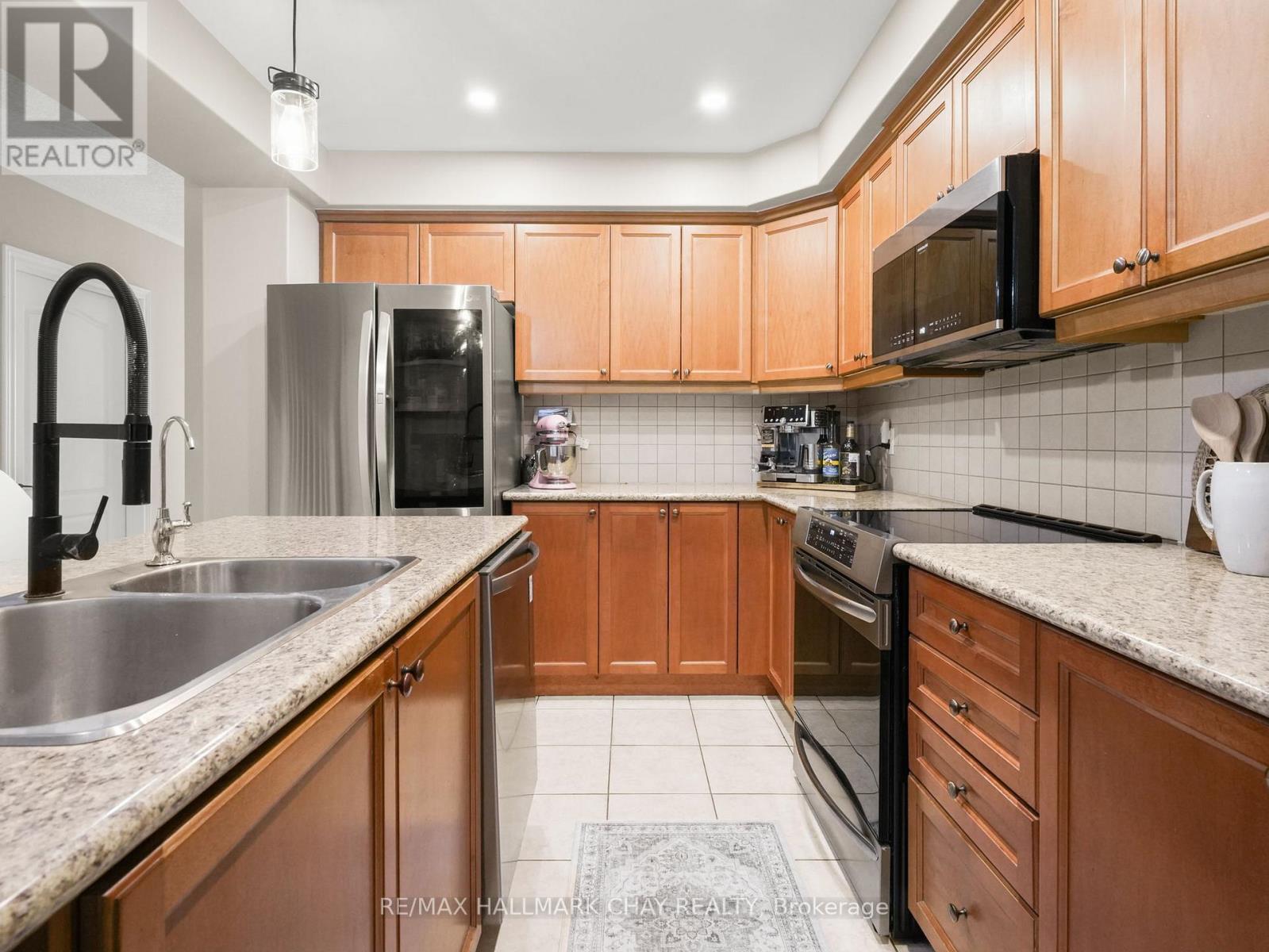 112 Pearl Drive, Orillia, Ontario  L3V 0A7 - Photo 10 - S12978312