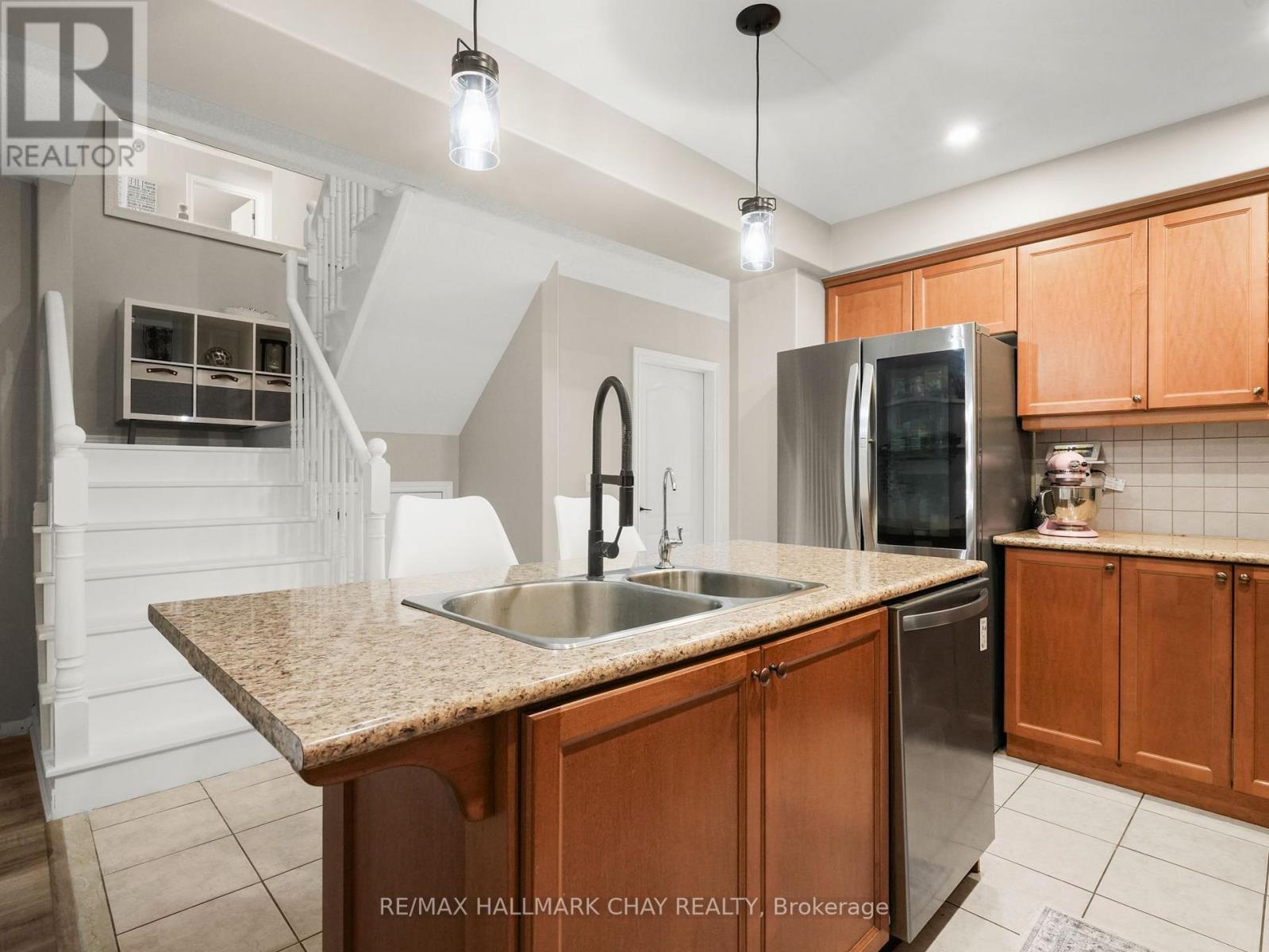 112 Pearl Drive, Orillia, Ontario  L3V 0A7 - Photo 13 - S12978312