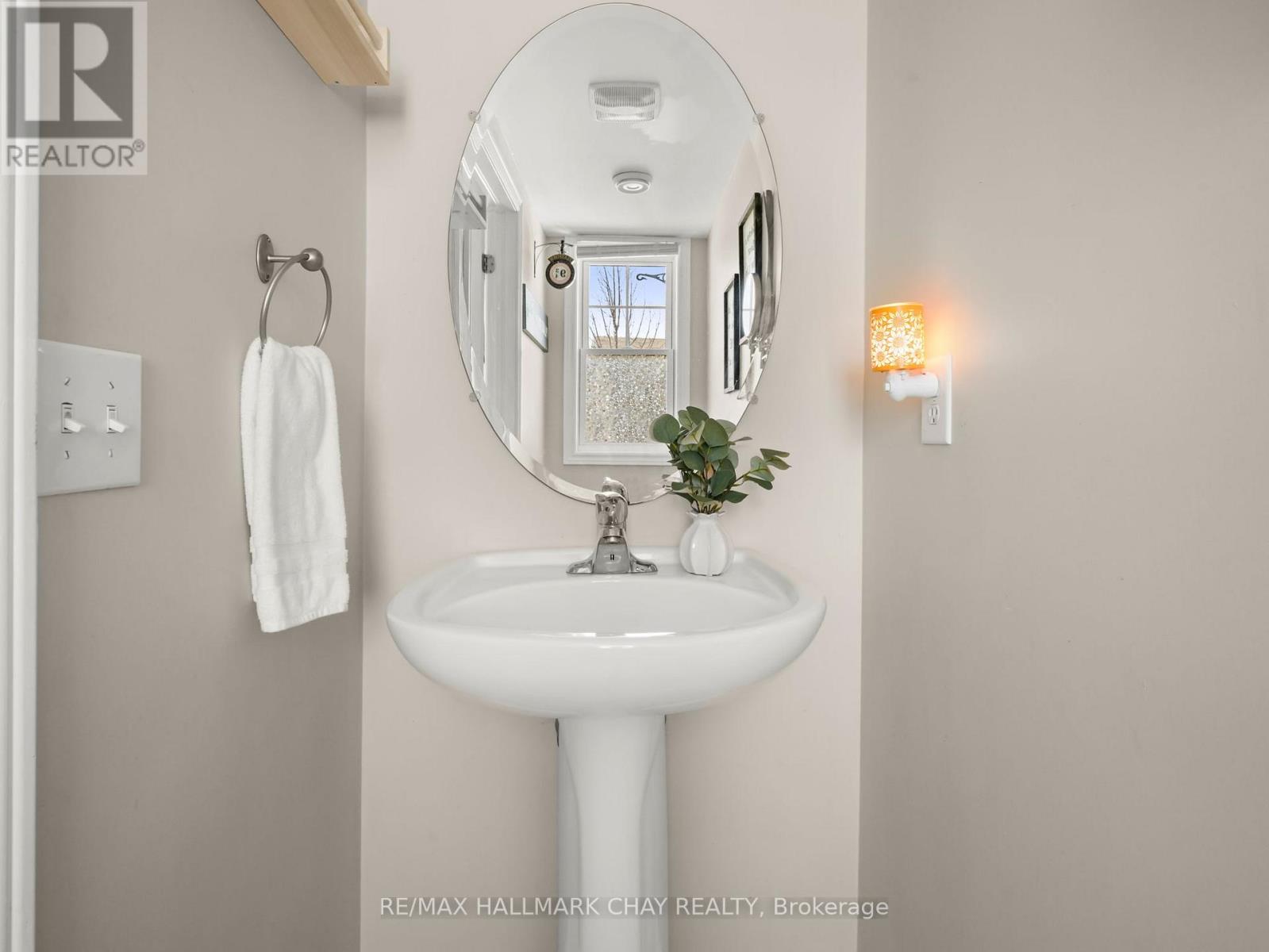 112 Pearl Drive, Orillia, Ontario  L3V 0A7 - Photo 14 - S12978312