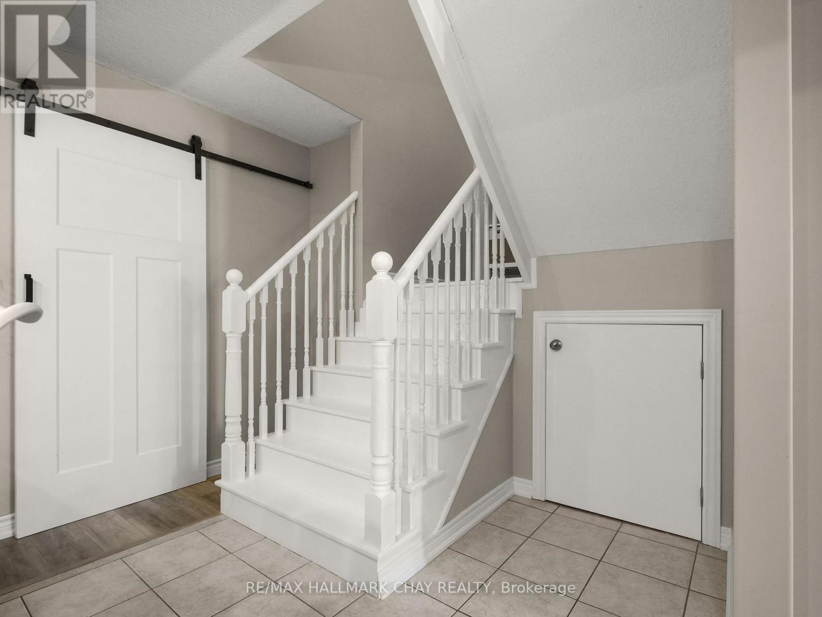 112 Pearl Drive, Orillia, Ontario  L3V 0A7 - Photo 17 - S12978312