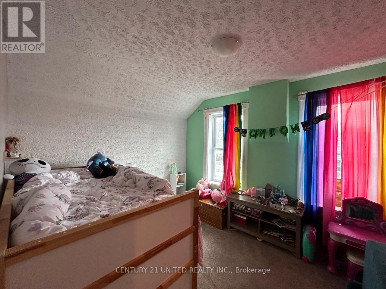 136 Robinson Street, Peterborough, Ontario  K9H 1G2 - Photo 26 - X12964242