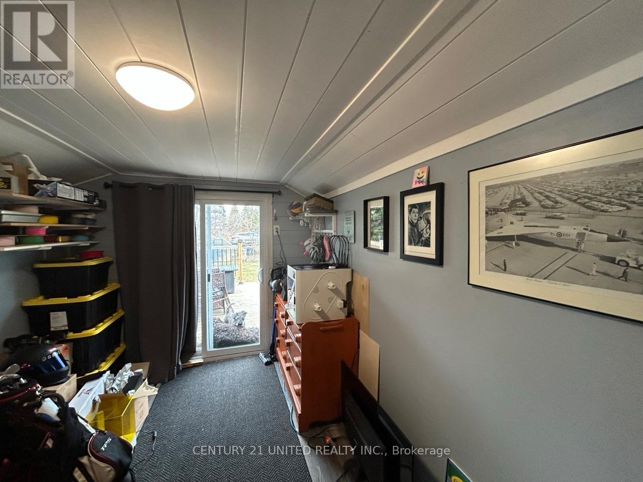 136 Robinson Street, Peterborough, Ontario  K9H 1G2 - Photo 19 - X12964242