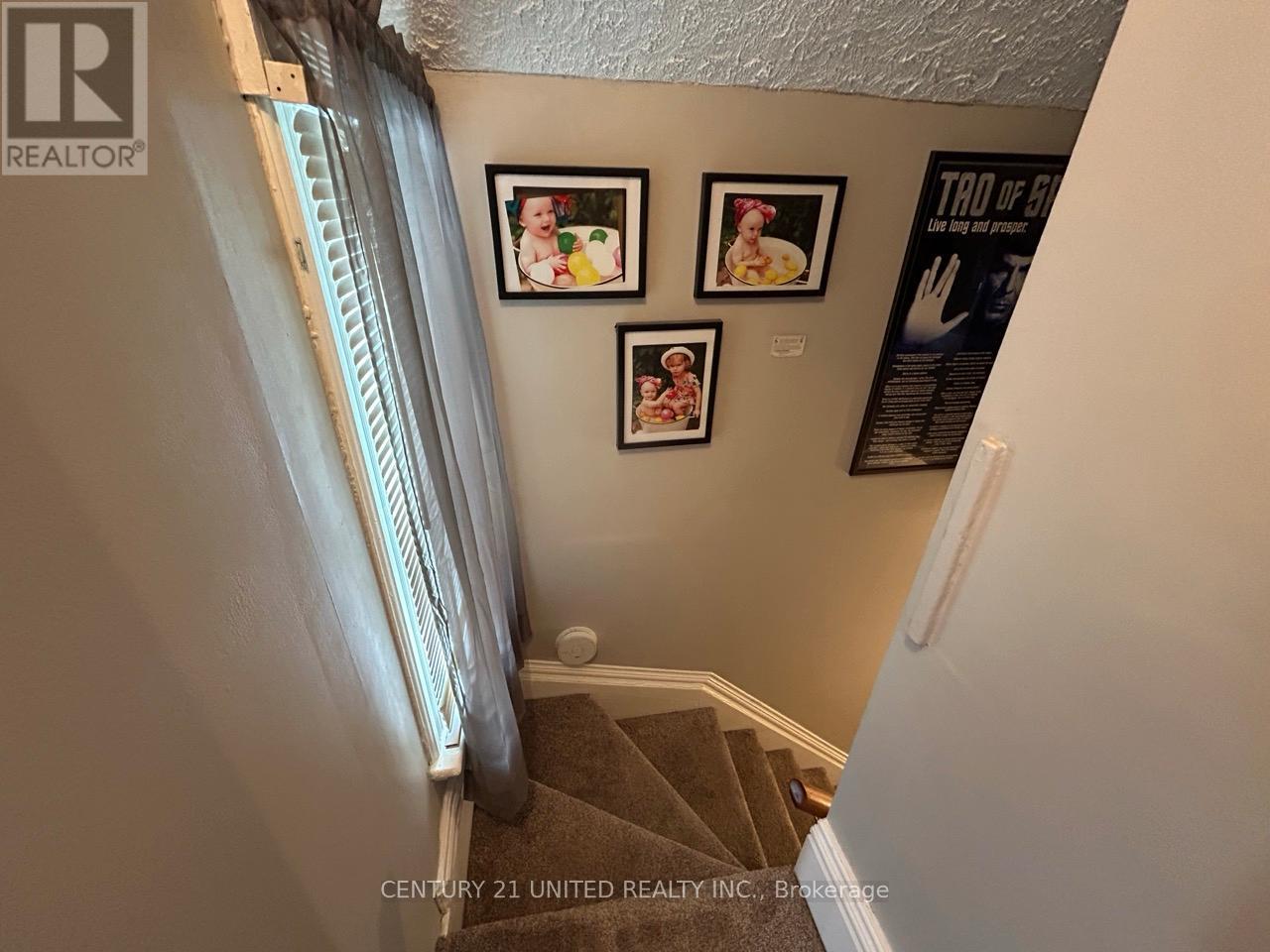 136 Robinson Street, Peterborough, Ontario  K9H 1G2 - Photo 22 - X12964242