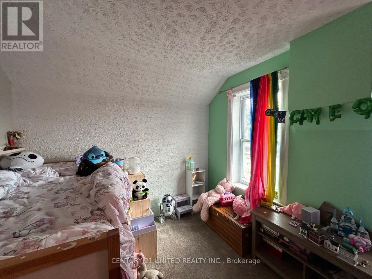 136 Robinson Street, Peterborough, Ontario  K9H 1G2 - Photo 25 - X12964242