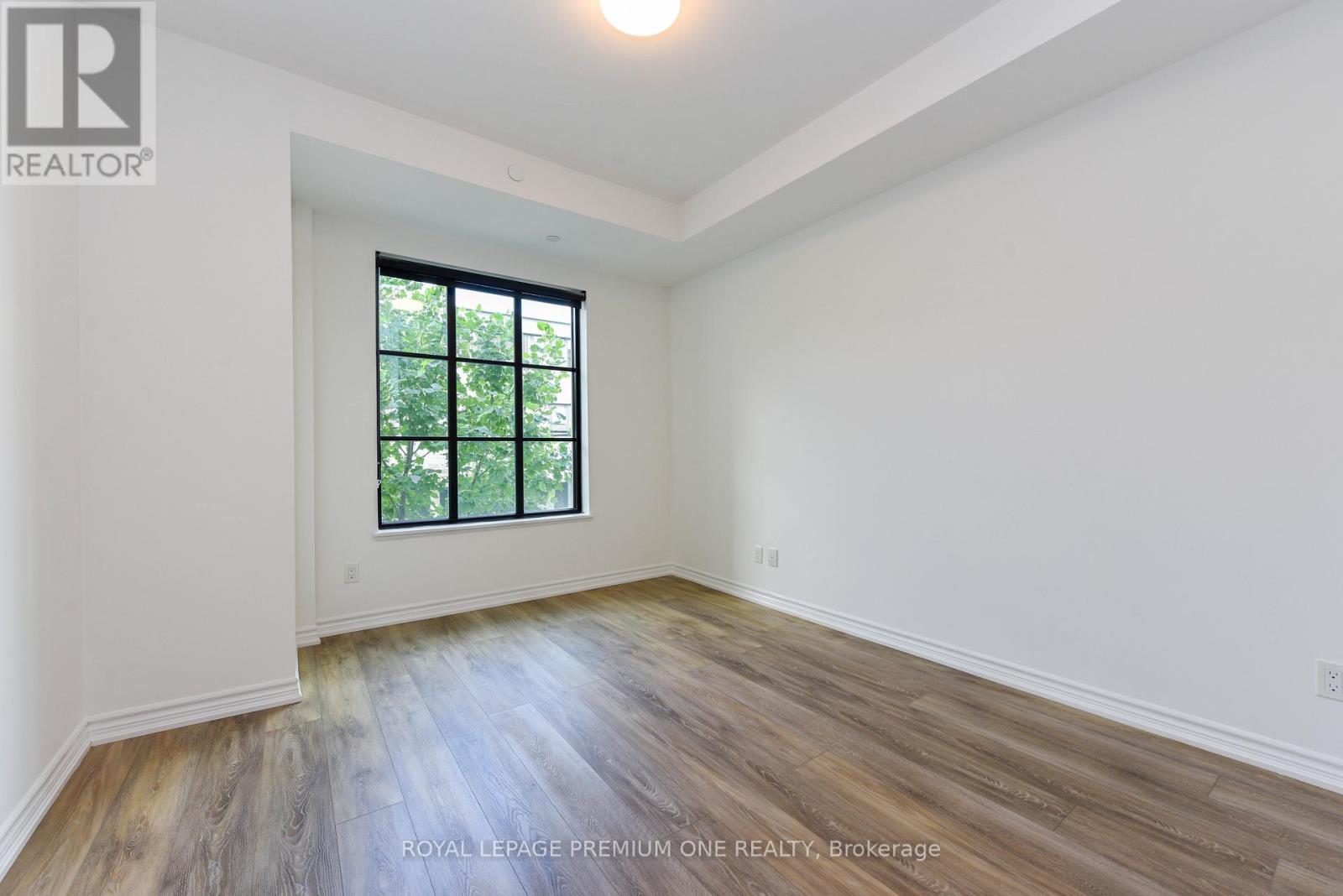 207 - 571 Prince Edward Drive N, Toronto, Ontario  M8X 0A1 - Photo 15 - W12978282