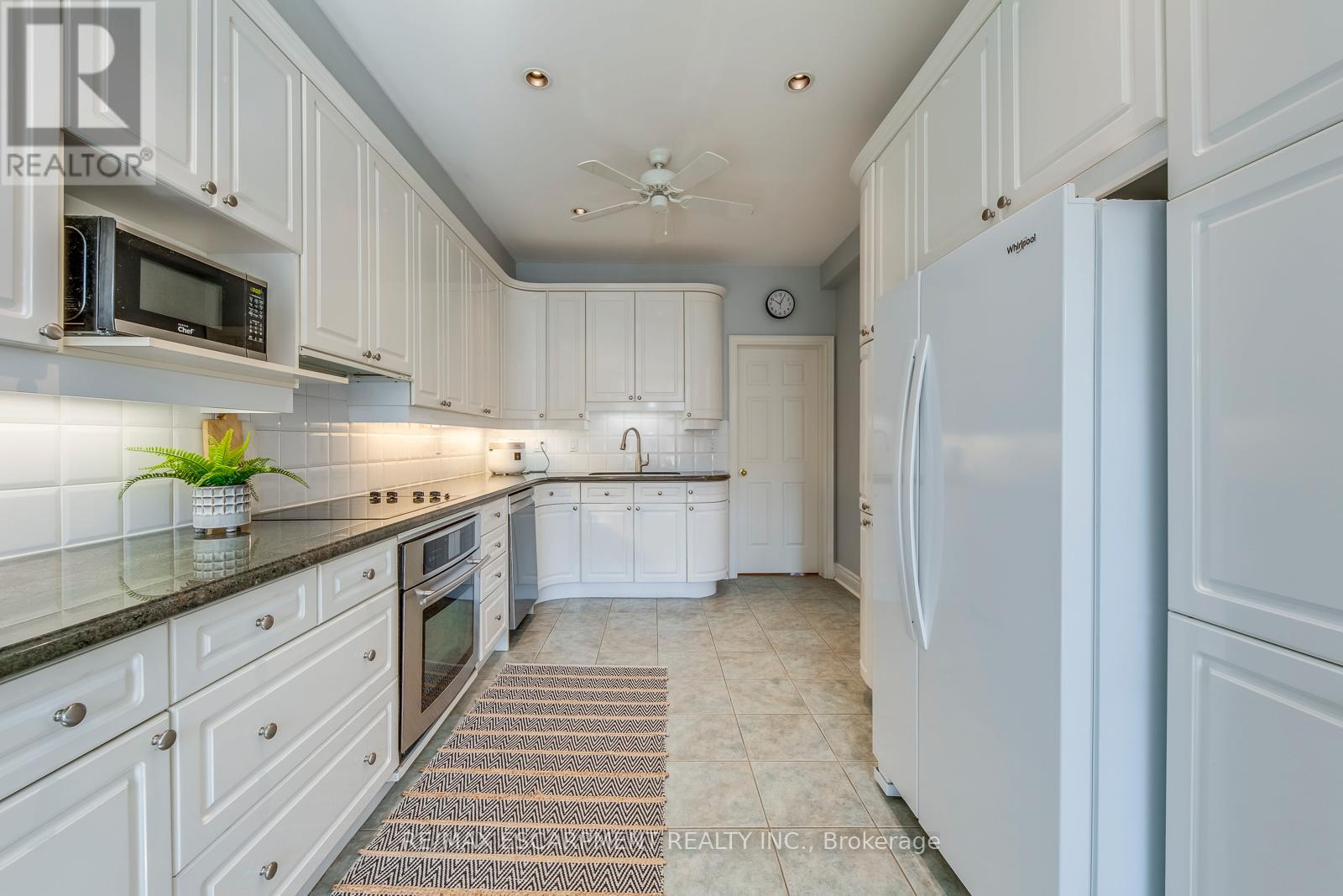 5 - 2303 Hill Ridge Court, Oakville, Ontario  L6M 3N3 - Photo 17 - W12978308