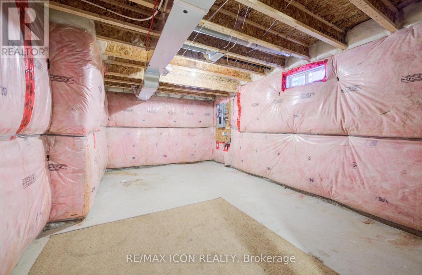 302 Jean Landing, Milton, Ontario  L9E 1C6 - Photo 35 - W12978318