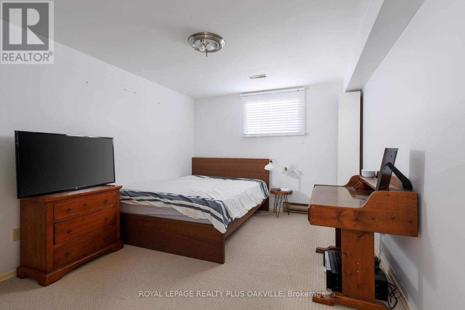 258 Shoreacres Road, Burlington, Ontario  L7L 2H4 - Photo 41 - W12978344