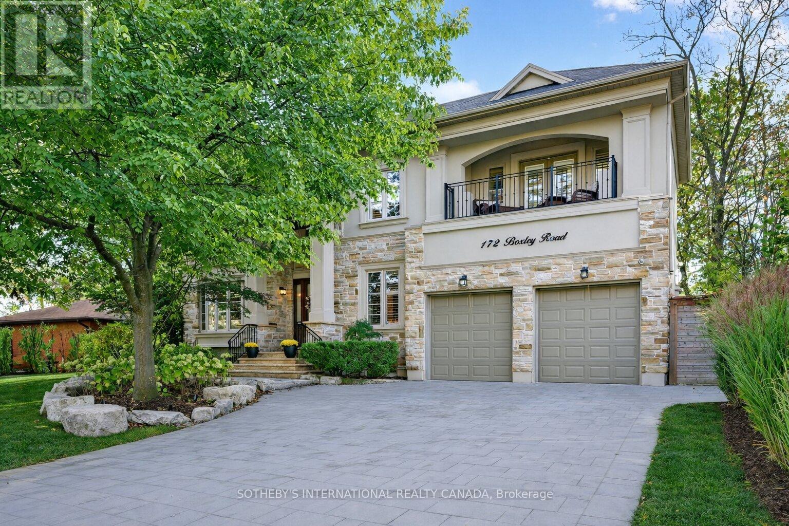 172 Boxley Road, Burlington, Ontario  L7L 4S6 - Photo 1 - W12978348