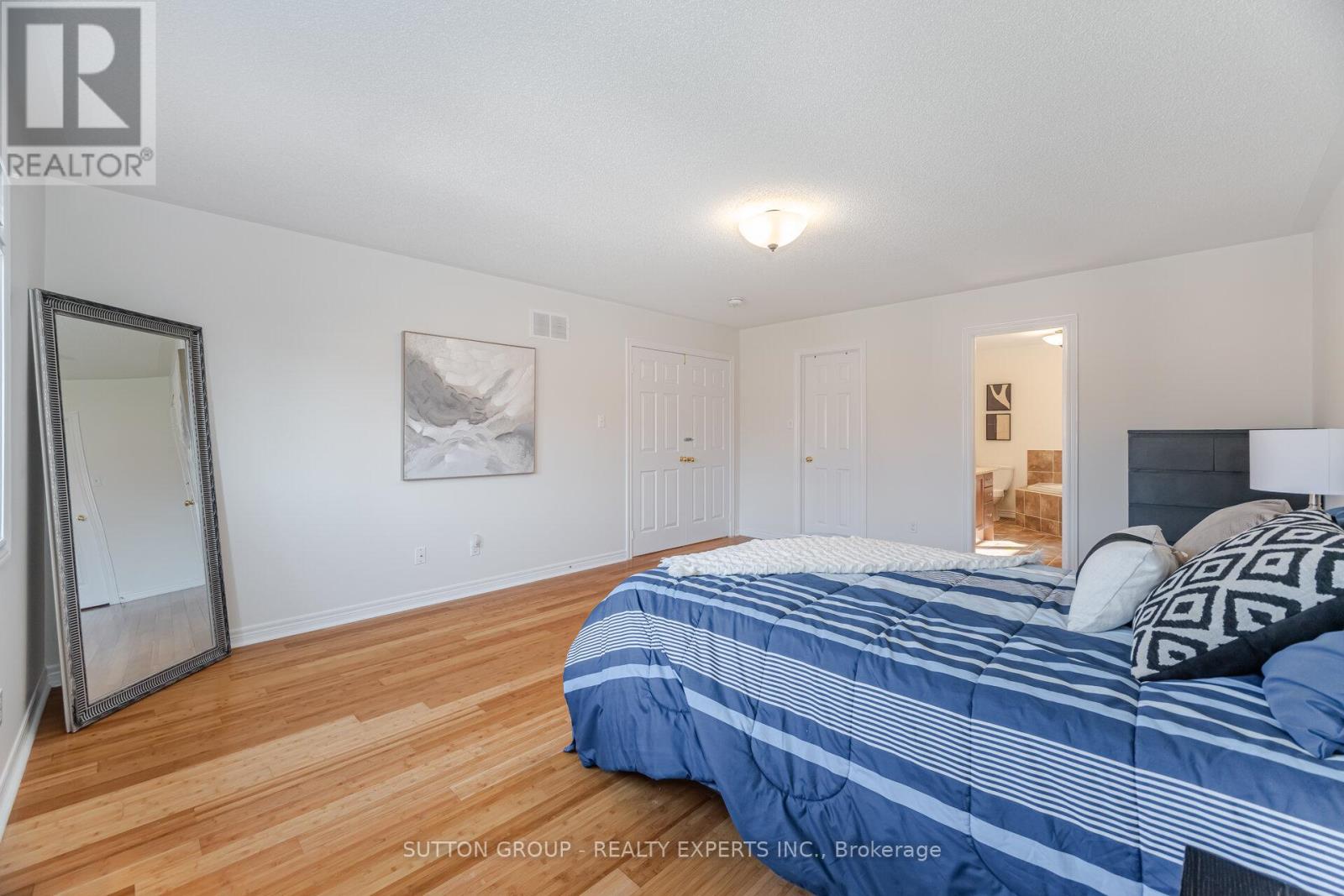 Upper - 5 Freedom Oaks Trail, Brampton, Ontario  L6P 3L1 - Photo 27 - W12978360
