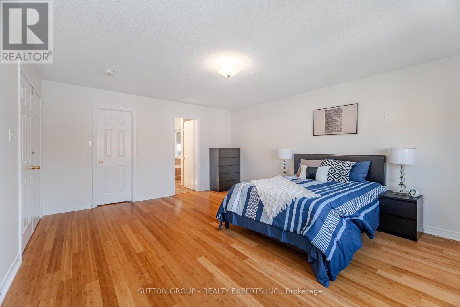 Upper - 5 Freedom Oaks Trail, Brampton, Ontario  L6P 3L1 - Photo 28 - W12978360