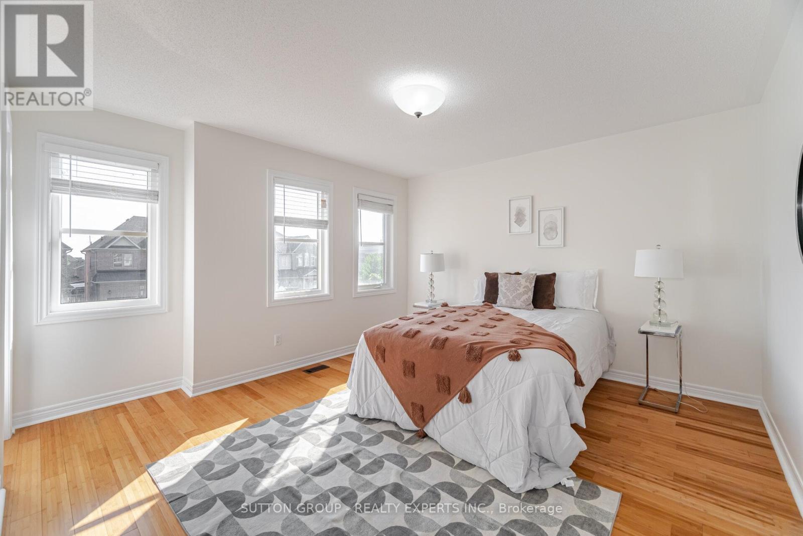 Upper - 5 Freedom Oaks Trail, Brampton, Ontario  L6P 3L1 - Photo 32 - W12978360