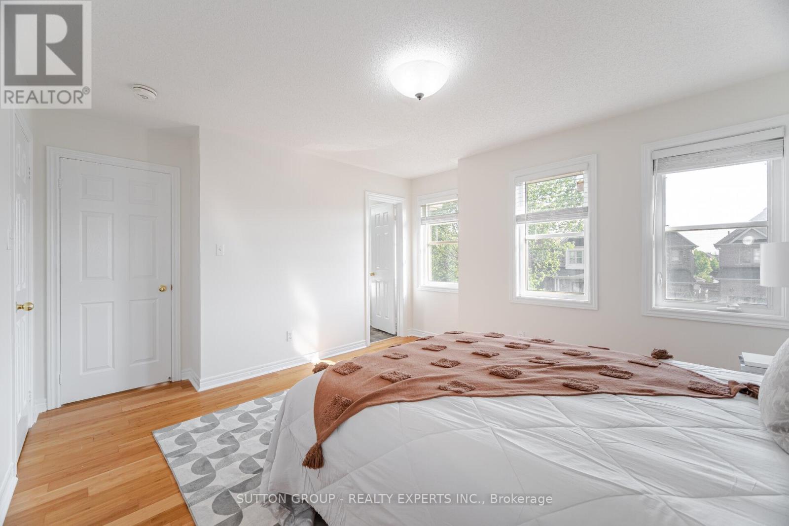 Upper - 5 Freedom Oaks Trail, Brampton, Ontario  L6P 3L1 - Photo 33 - W12978360