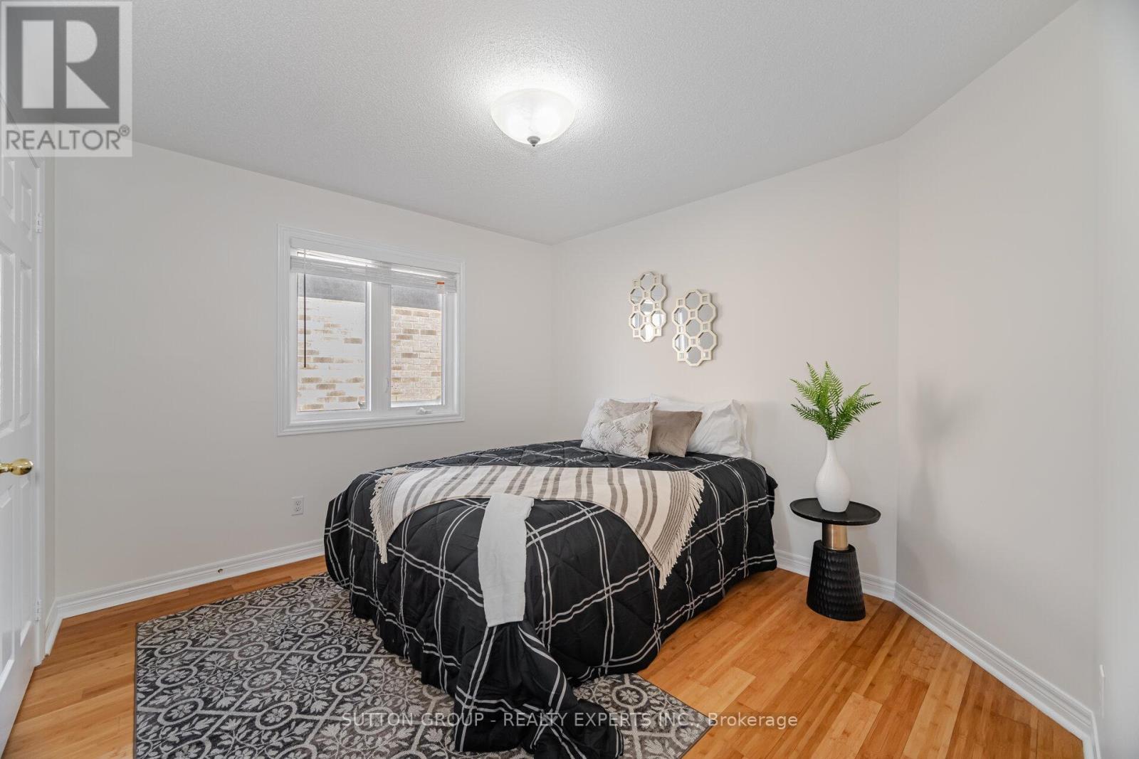 Upper - 5 Freedom Oaks Trail, Brampton, Ontario  L6P 3L1 - Photo 39 - W12978360