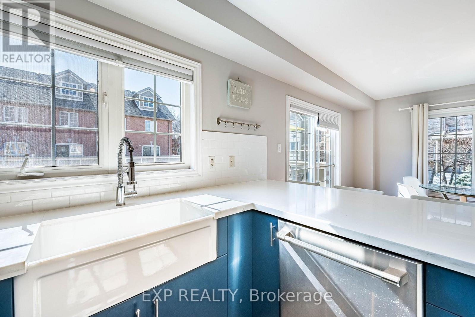 4 - 2360 Britannia Road W, Mississauga, Ontario  L5M 2G7 - Photo 10 - W12978364