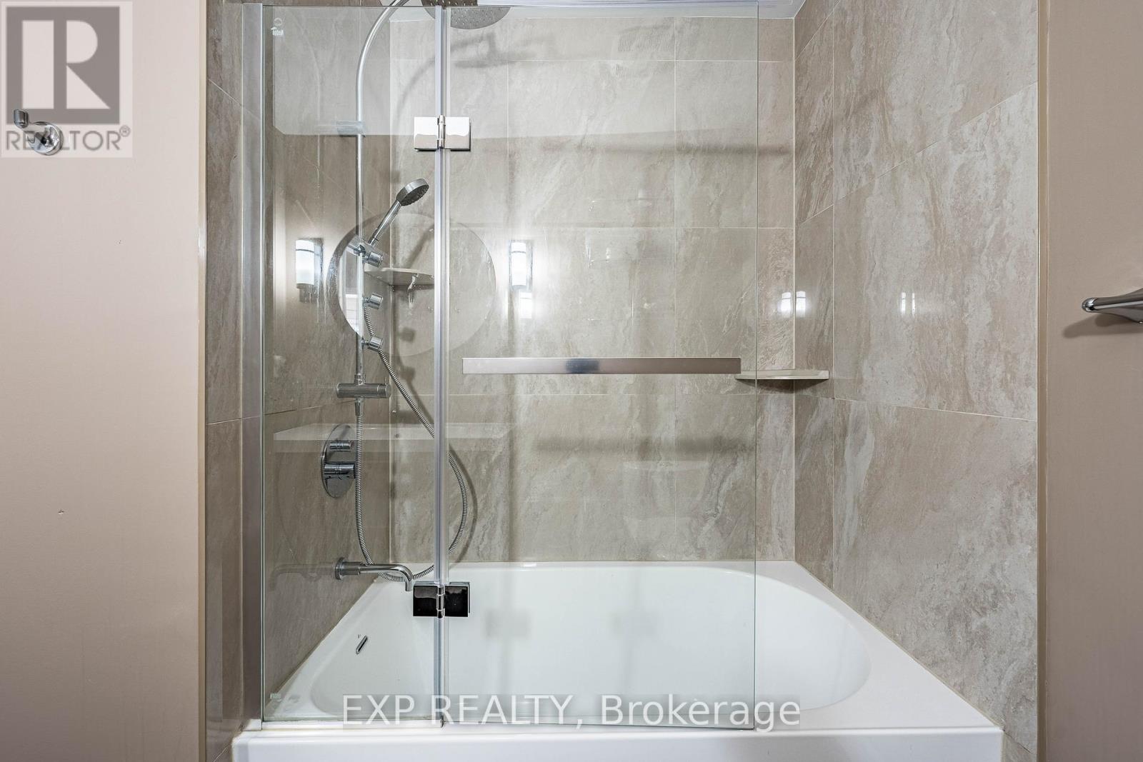 4 - 2360 Britannia Road W, Mississauga, Ontario  L5M 2G7 - Photo 31 - W12978364