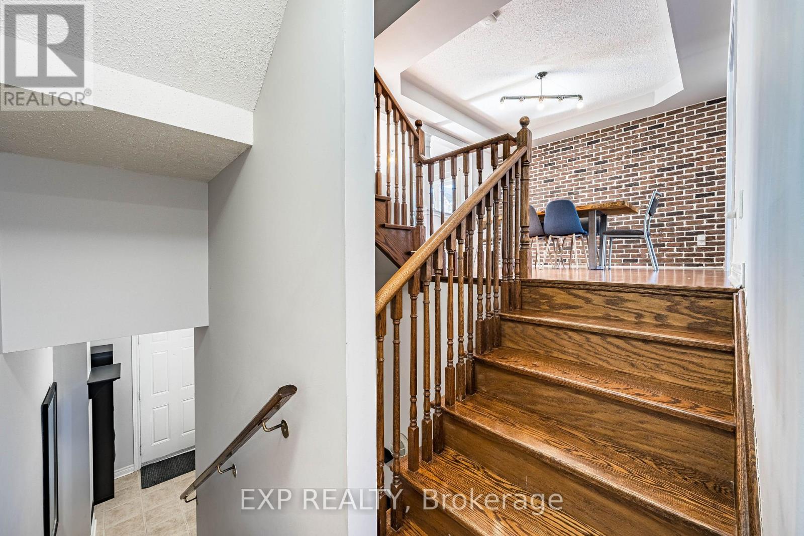 4 - 2360 Britannia Road W, Mississauga, Ontario  L5M 2G7 - Photo 4 - W12978364