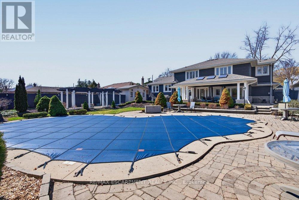 1374 Secord Avenue, Oakville, Ontario  L6L 2L1 - Photo 31 - W12978376