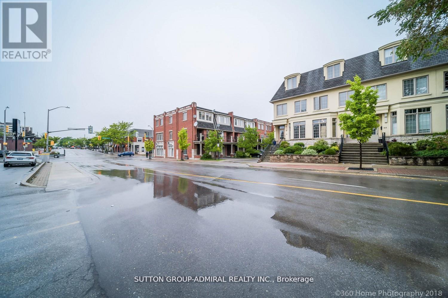 104 Lakeshore Road W, Oakville, Ontario  L6K 1E3 - Photo 7 - W12978382