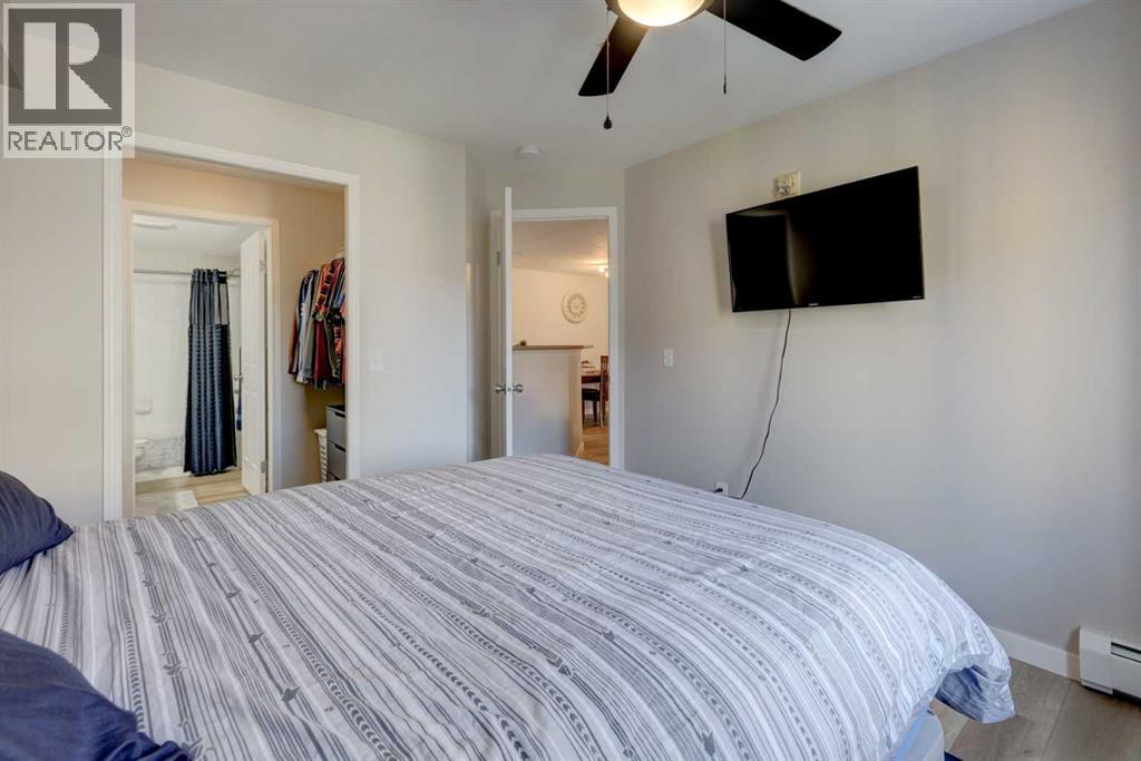 8323, 304 Mackenzie Way Sw, Airdrie, Alberta  T4B 3H8 - Photo 19 - A2300460