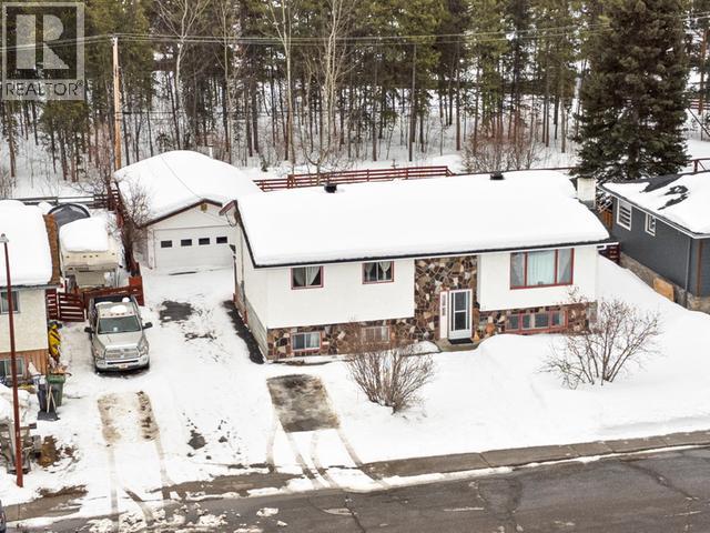 47 Pelly Road, Whitehorse, Yukon  Y1A 4L9 - Photo 1 - 17163