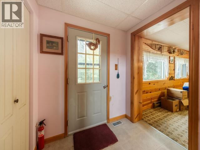 16 Deadend Road, Whitehorse South, Yukon  Y0B 1T0 - Photo 34 - 17164