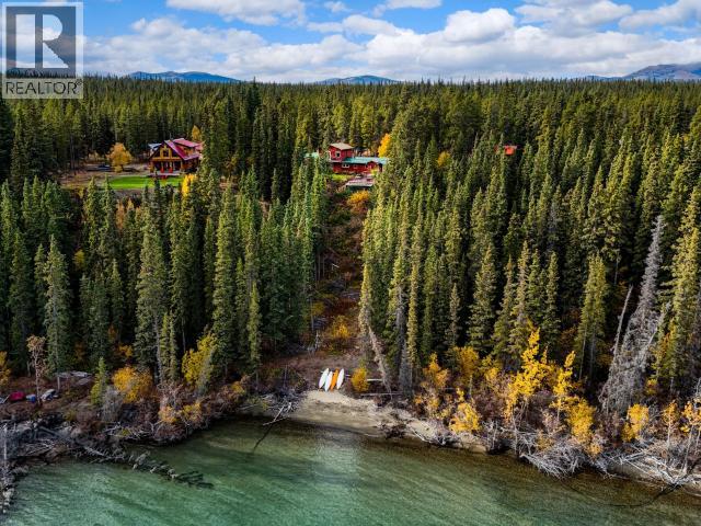 16 Deadend Road, Whitehorse South, Yukon  Y0B 1T0 - Photo 4 - 17164