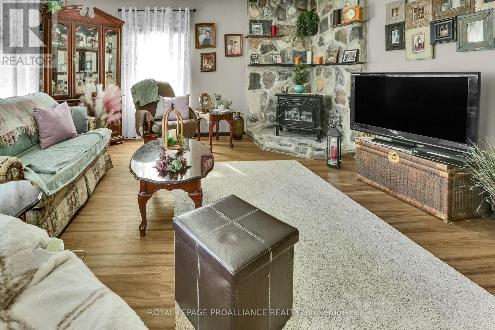 679 Upper Turriff Road, Bancroft, Ontario  K0L 2L0 - Photo 6 - X12978550