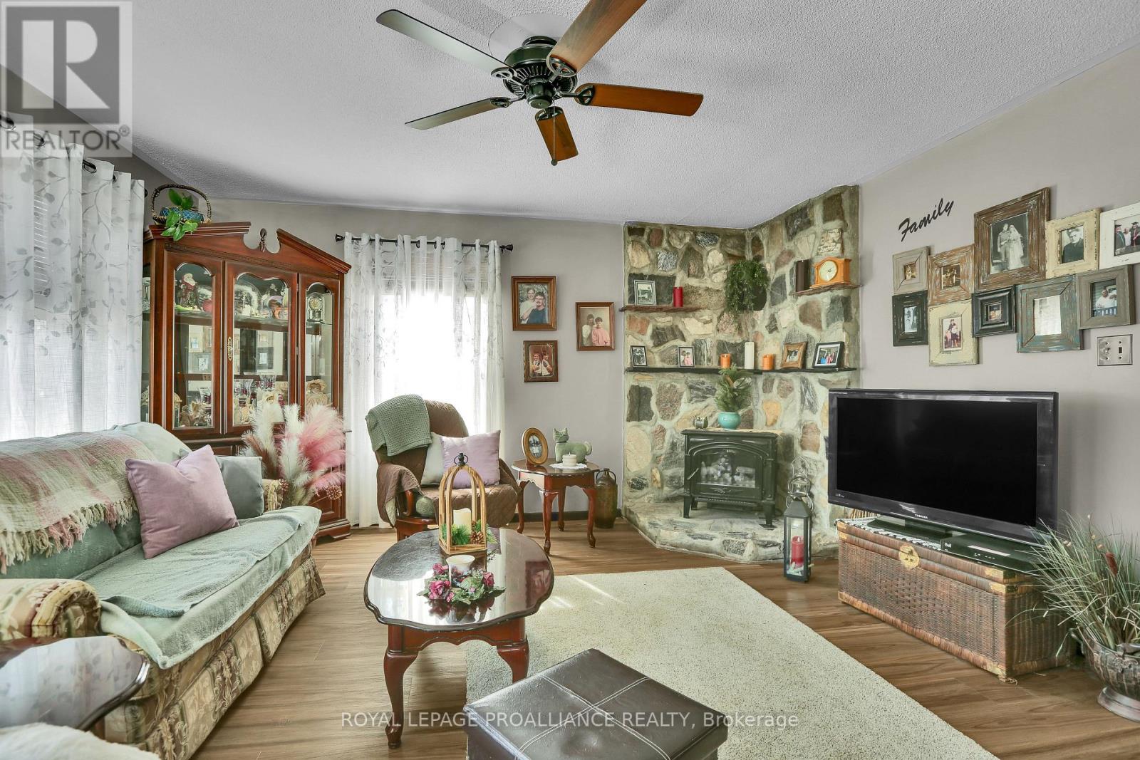 679 Upper Turriff Road, Bancroft, Ontario  K0L 2L0 - Photo 8 - X12978550