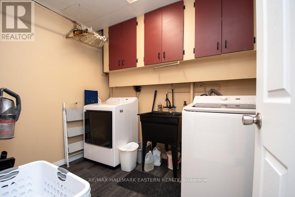 1079 Rock Road, Douro-Dummer, Ontario  K0L 3A0 - Photo 32 - X12978708