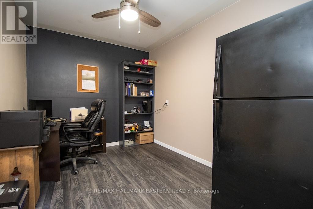 1079 Rock Road, Douro-Dummer, Ontario  K0L 3A0 - Photo 33 - X12978708