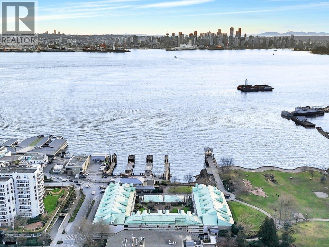 1306 33 Chesterfield Place, North Vancouver, British Columbia  V7M 3K4 - Photo 2 - R3108905