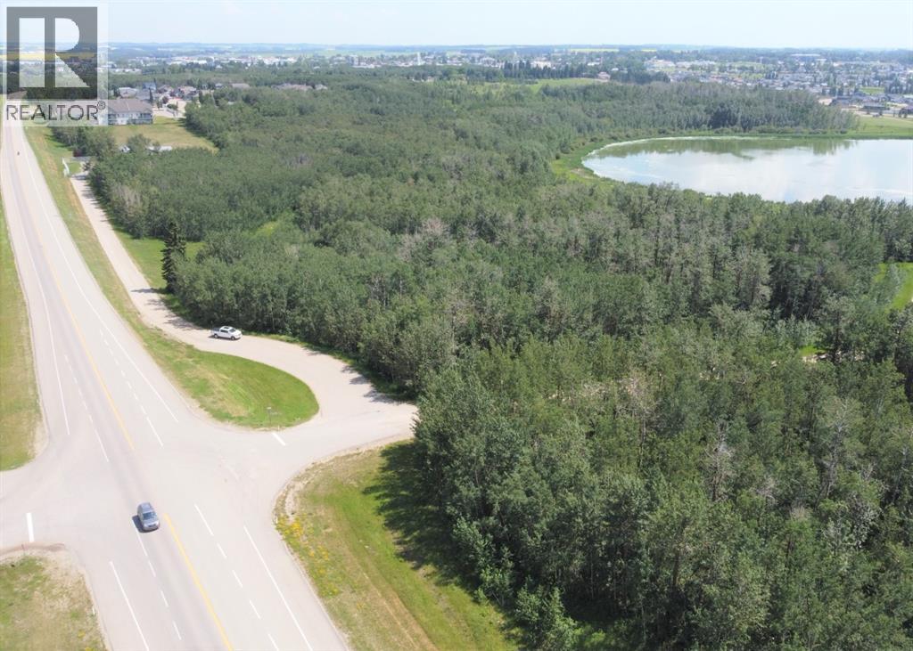 5645 Lakeside Way, Innisfail, Alberta  T4G 0H4 - Photo 10 - A2299328