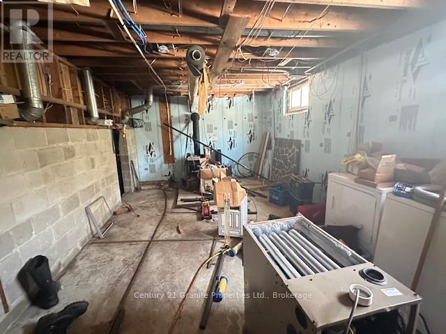 30 Pineridge Drive, Mcdougall, Ontario  P2A 2W9 - Photo 12 - X12978432