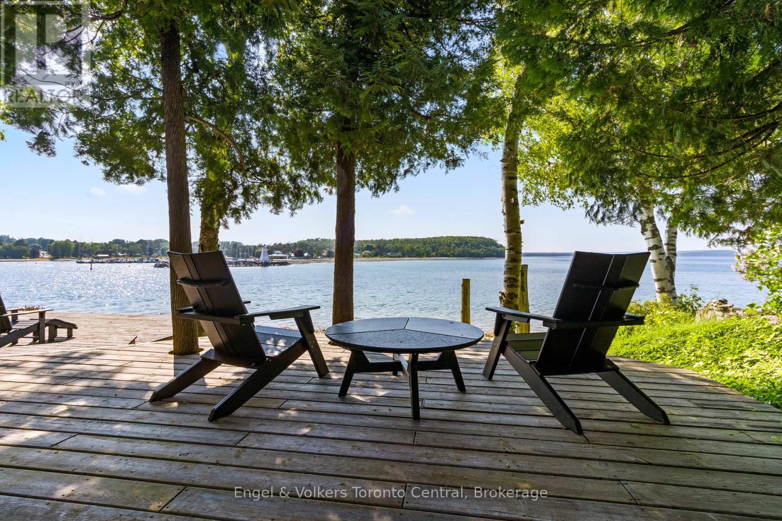 54 William Street, Northern Bruce Peninsula, Ontario  N0H 1W0 - Photo 40 - X12978438