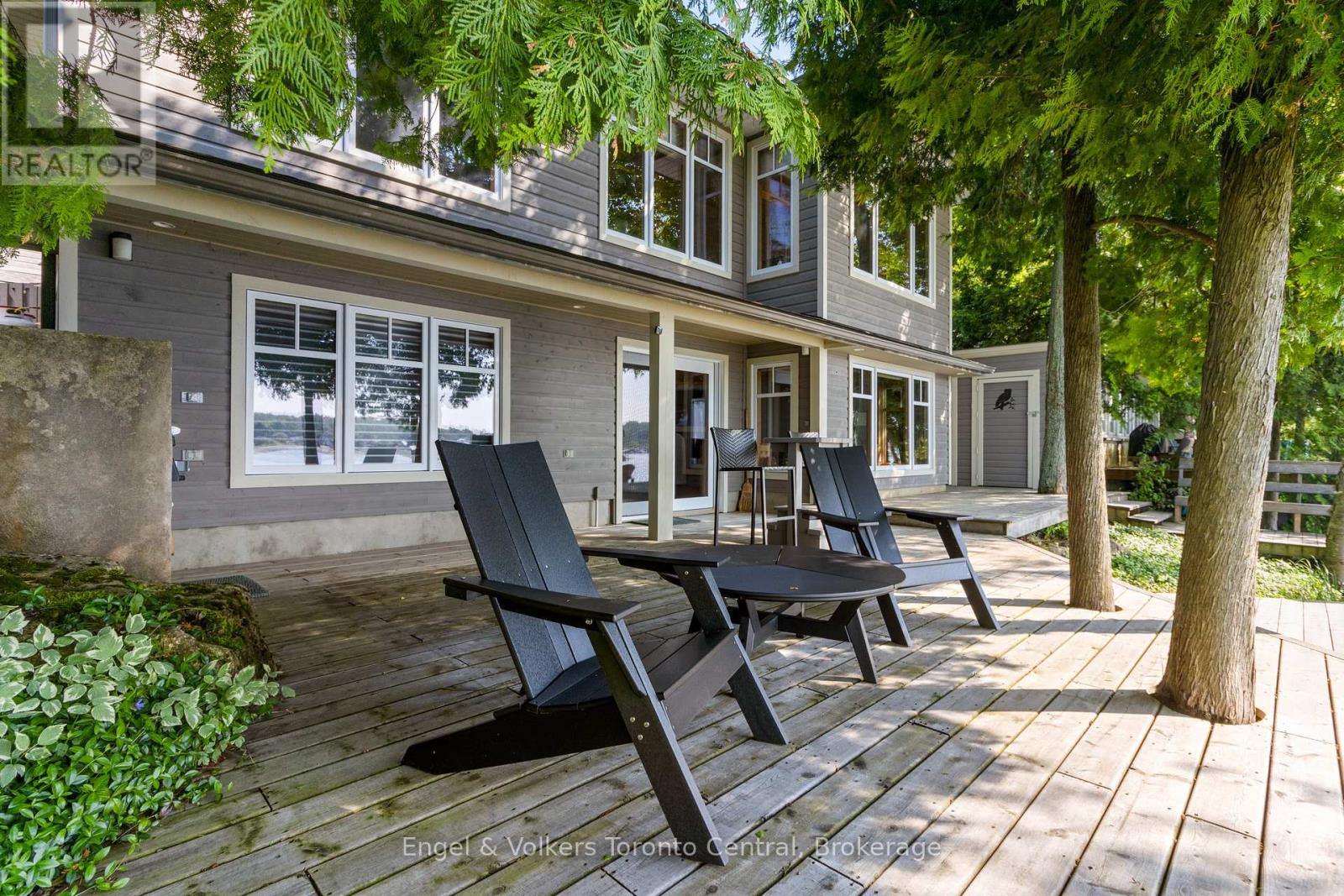 54 William Street, Northern Bruce Peninsula, Ontario  N0H 1W0 - Photo 42 - X12978438