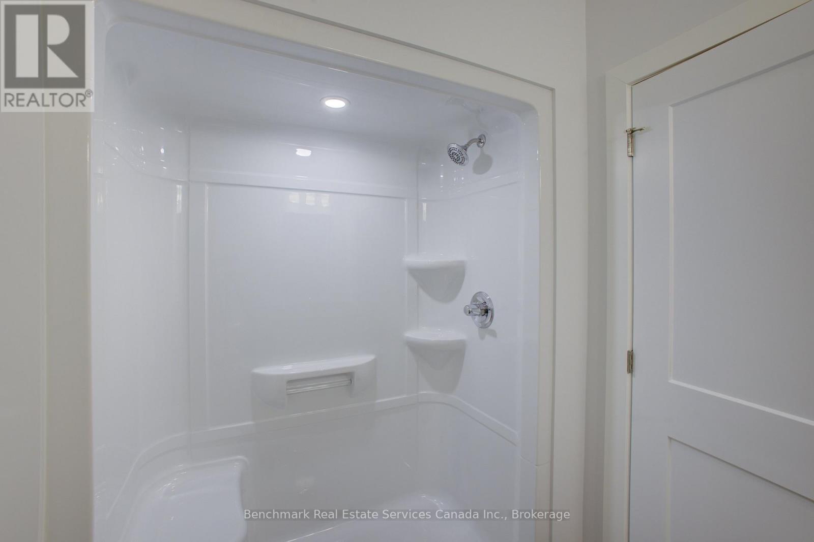 62 Cavalier Crescent, Huron-Kinloss, Ontario N0G 2R0 - Photo 10 - X12978454